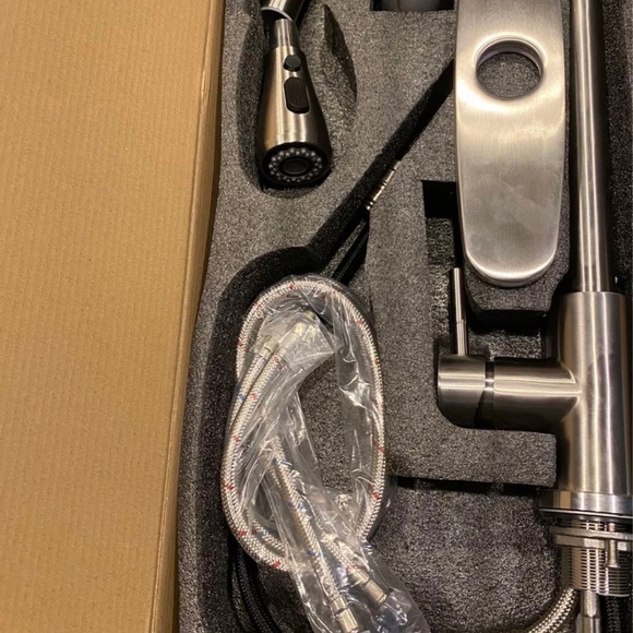 Kitchen faucet sale 1 for $50 or 2 for $80 - Picture 3 of 5